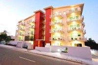Gladstone City Central Apartment Hotel has studio, 1, 2 and 3 bedroom apartment suites, conference facilites, board room and rooftop entertainment deck.